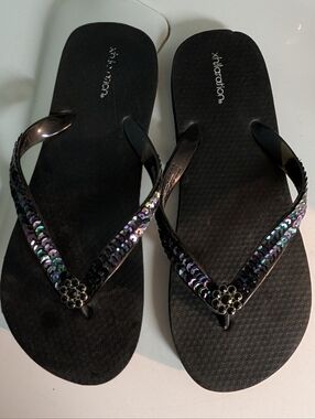 Target Xhilaration Black Sequin Flip Flops Size 8